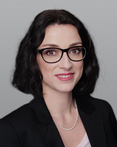 Mag. (FH) Viktoria Charvat