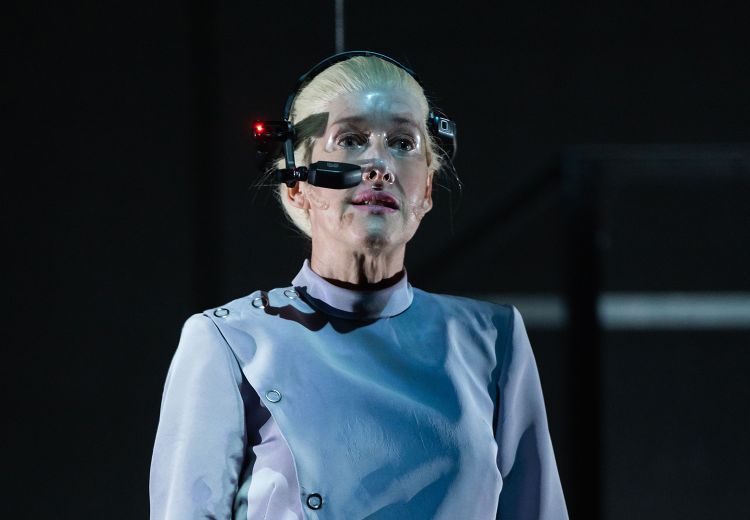 RealWear Navigator at the Burgtheater